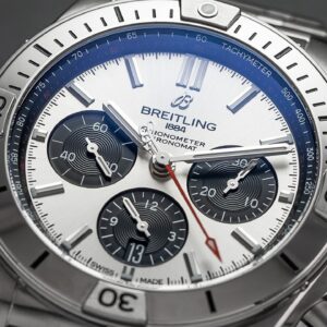This Watch is Strange And That is Kind of Refreshing - The Breitling Chronomat B01